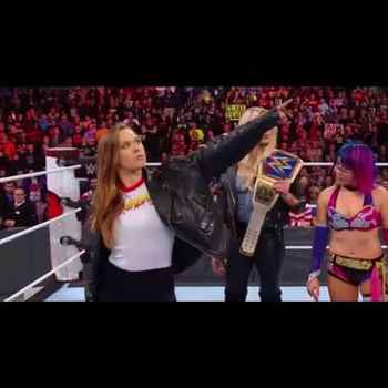 Ronda Rousey Makes WWE Debut Shows Up After Womens Royal Rumble