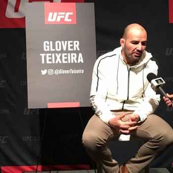 Glover Teixeira UFC Winnipeg